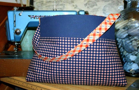 https://www.thecreativesewingstudio.com/cdn/shop/products/Handmade_Bag_from_Sewing_Patterns_Course_large.jpg?v=1533049441